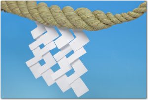 しめ縄の白い紙の付け方は?紙垂の向き・数・意味・飾り方は?